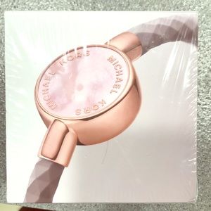 Micheal Kors Access bracelet